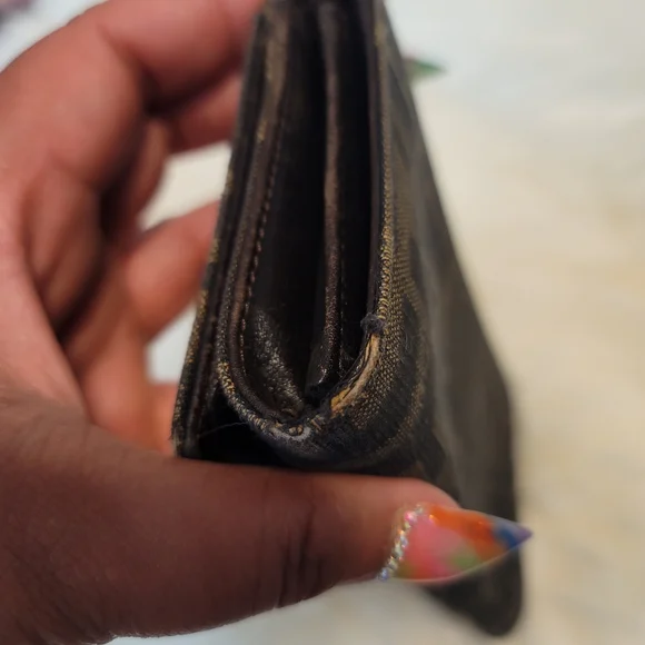 💕VINTAGE FENDI ZUCCA WALLET💕 - Picture 10 of 17